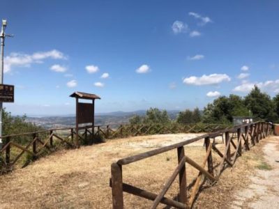 Piazzola del Belvedere alla Trinità, un appello contro l'incuria e l'inciviltà