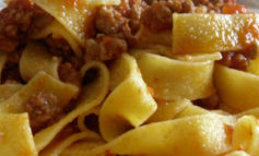 Tagliatelle al sugo d'oca