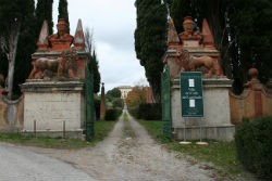 Villa del Cardinale photo Villa del Cardinale, Antonio Marinelli (BCC Mantignana) scrive a Cristian Betti: “Stop al degrado”