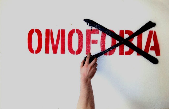 Scuola Per Genitori: educare oltre i pregiudizi, contro bullismo e omofobia