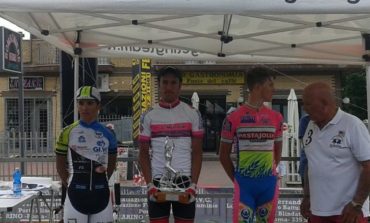 Ciclismo, Paolo Baccio del Forno Pioppi Secom vince la gara di Ciampino