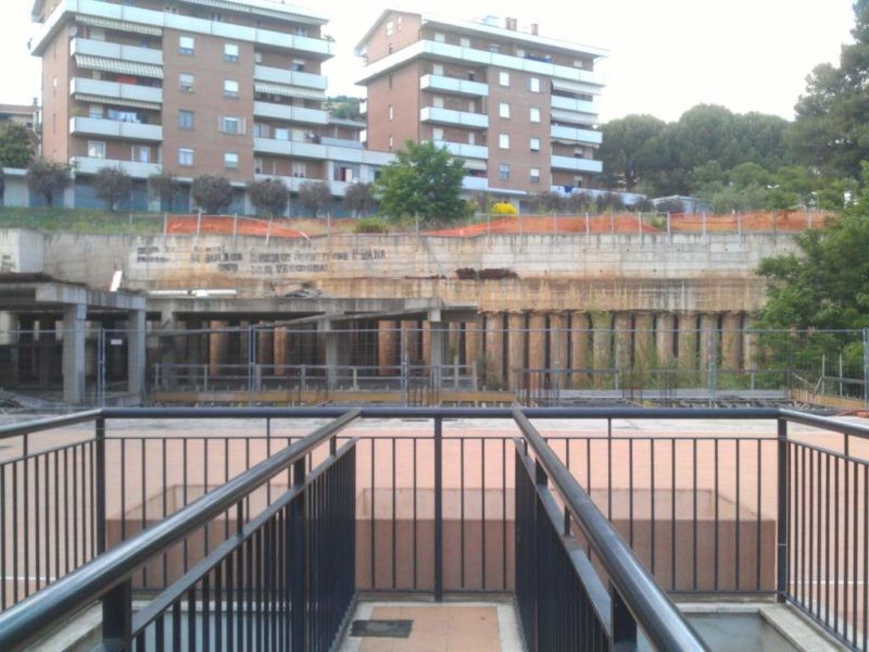 Cantiere fantasma di via Gramsci, qualcosa si muove ma servirà tempo 1