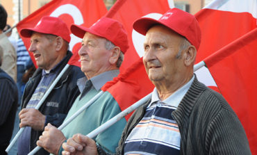 Più equità e meno Tasi: i pensionati si riuniscono e manifestano a Perugia