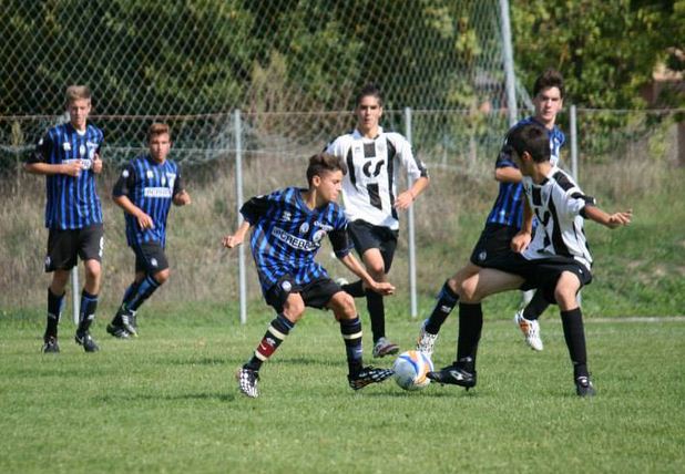 scuola calcio montemalbe photo Giocando si impara. Il calcio giovanile secondo Renzo Cenci