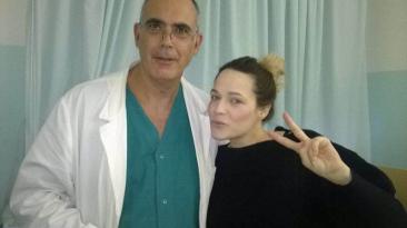 Laura Chiatti lascia l'ospedale e ringrazia con una lettera :