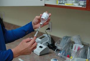 Vaccino anticovid: l'Umbria si prepara a somministrare la terza dose