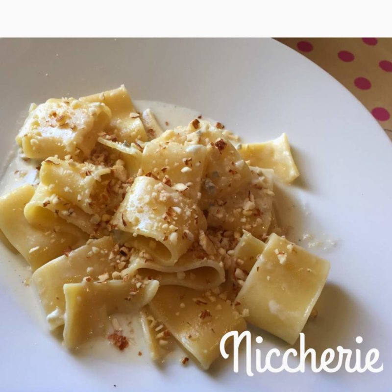 Pasta gorgonzola e mandorle 