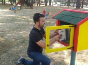 Corciano città della lettura, inaugurati due nuovi punti di book-crossing