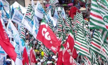 Lavoro: i sindacati chiedono una task force contro i licenziamenti