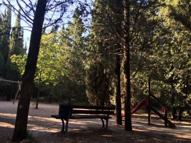 Rimesso a nuovo il parco giochi per bambini sul Colle della Trinità 13