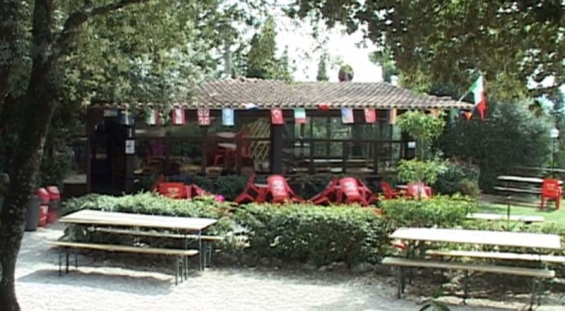 Bar-ristoro alla Trinità, le associazioni: 
