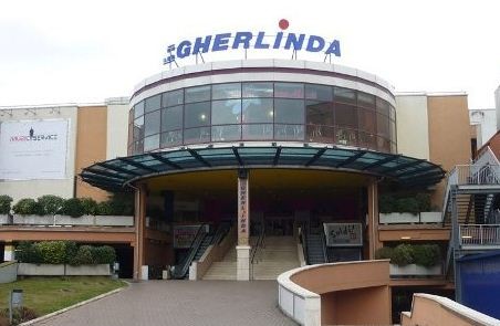 Il Gherlinda sospende l’attività commerciale, la direzione: “Vogliamo tutelare al massimo la salute dei nostri clienti e dei dipendenti”