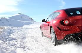 Dal 15 novembre scatta l'obbligo di gomme da neve o catene a bordo 
