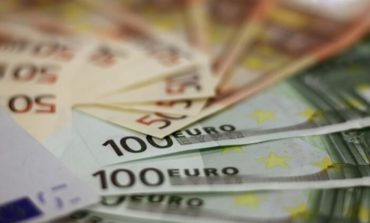 Perde più di 1000 euro in contanti di pensione, li ritrova grazie ad un onesto cittadino