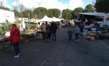 Tempo di saldi al Mercato del Girasole