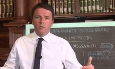 Renzi scrive ai sindaci: 480 milioni per l'operazione "Sblocca scuole"