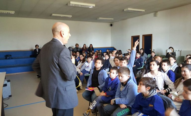 A scuola di legalità, il Procuratore Generale Fausto Cardella incontra gli alunni delle primarie