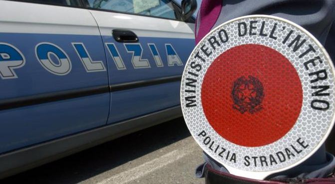 Guidavano un’automobile rubata a Corciano, in tre denunciati dalla polizia
