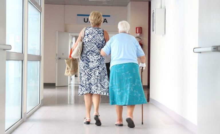 Caldo: anziani al pronto soccorso per problemi cardiaci e respiratori 