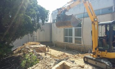 Fervono i lavori alla scuola di San Mariano, l’aula nuova sarà pronta a settembre