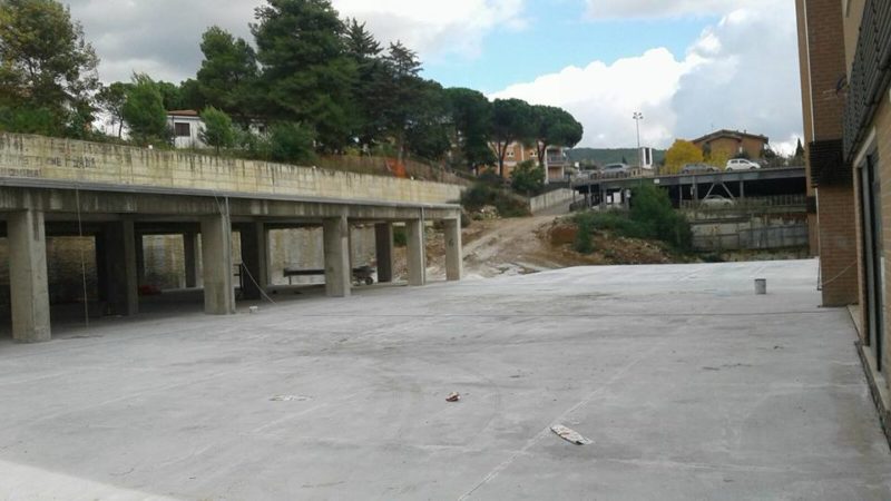 Ellera 2000: i lavori proseguono al pari della messa in sicurezza esterna del Teatro Girasole 1