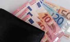 Stipendi irregolari a dipendenti pubblici: il Movimento 5 Stelle vuole vederci chiaro