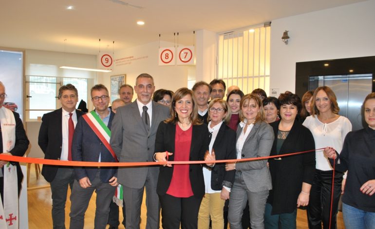 UniCredit inaugura tre nuove filiali, una è quella di Ellera