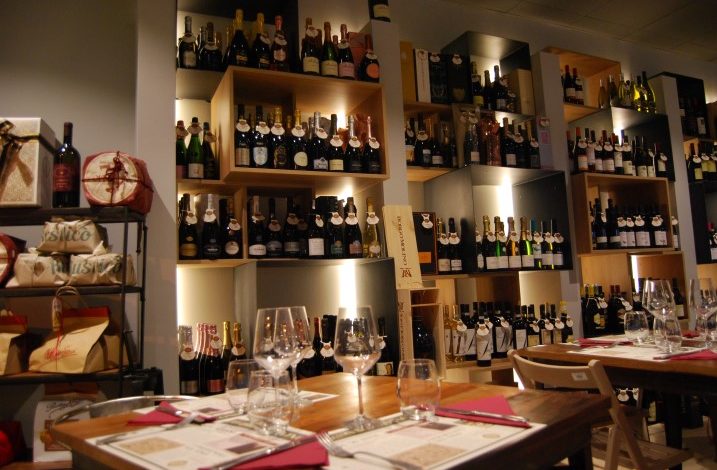 Idee regalo e degustazioni: ecco la nuova Enoteca Bocci tra innovazione e tradizione