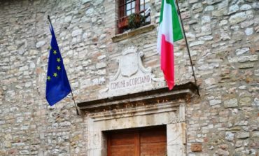 Premi ai dipendenti comunali: la consigliera del M5S Bianchi vuole vederci chiaro