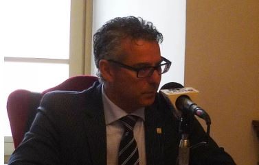 Sisma, il sindaco di Norcia Nicola Alemanno torna fra i terremotati ospitati a Corciano
