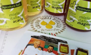 L'Apicoltura Galli trionfa con il suo miele al premio nazionale Tre gocce d'oro
