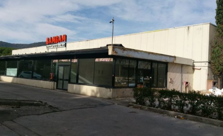 Il Bam Bam Ristosauro chiude: riaprirà a Corciano? Intanto al suo posto una sala slot e vlt