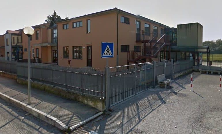 Danni all’intonaco della scuola: iniziati gli interventi slittati per maltempo