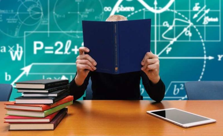 Insegnanti con diploma magistrale a rischio licenziamento, anche l’Umbria si mobilita