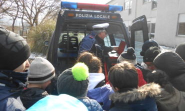La Polizia Locale torna sui banchi di scuola a Corciano e Mantignana