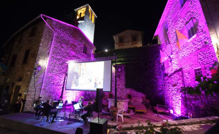 Corciano Festival, gli scatti del Billi Brass Quintet in piazza Coragino