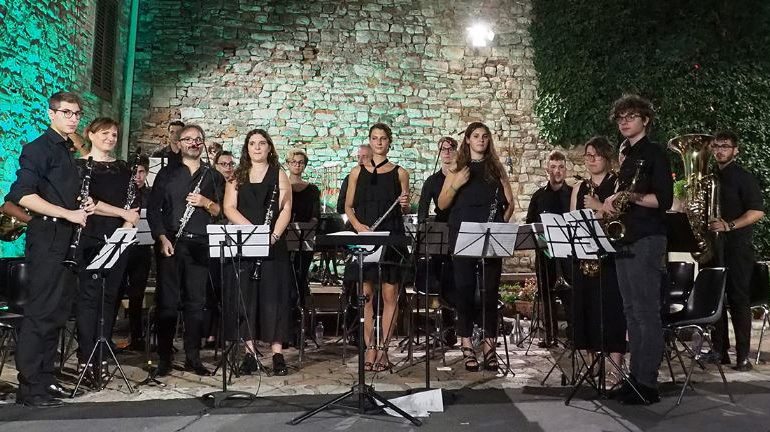 Sabato al Corciano Festival: teatro, torneo dei tamburini e giovani artisti emergenti