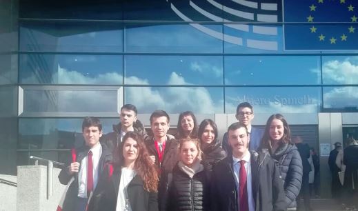 ‘Europa Noi’, giovani corcianesi a Bruxelles visitano le istituzioni dell’UE