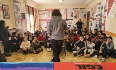 Cento studenti in visita alla mostra organizzata da ANPI sulle leggi razziali