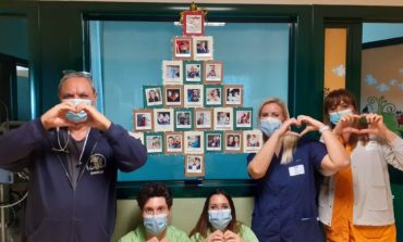 Le foto di ex piccoli pazienti decorano la terapia intensiva neonatale dell'Ospedale di Perugia