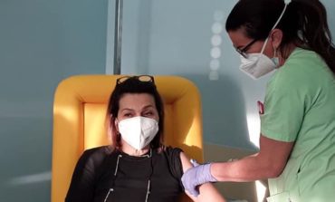 Covid: oggi la seconda dose di vaccino, l'Umbria supera quota 700 decessi