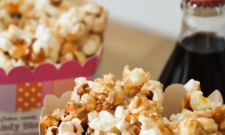 Cinema, nel weekend tornano i popcorn in sala
