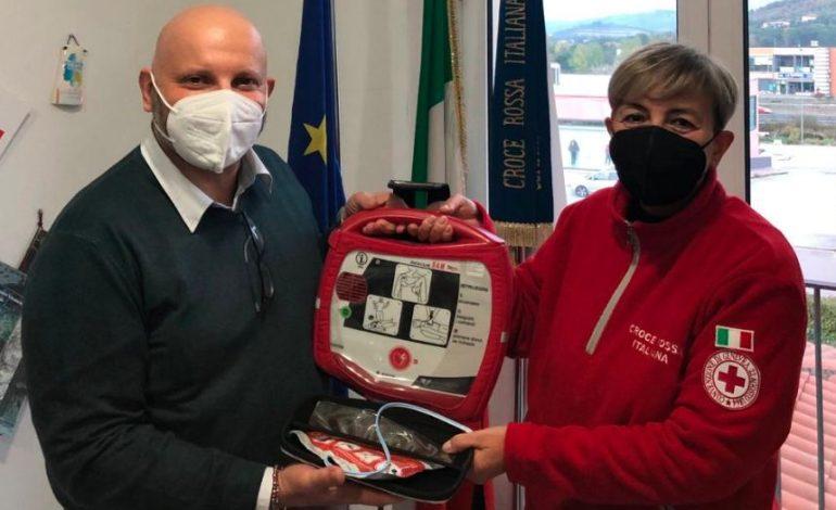 Come usare il defibrillatore, Comune e Croce Rossa organizzano un corso per le associazioni sportive