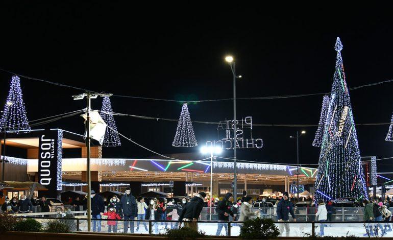 Tempo di saldi, al Quasar Village premi per i clienti e pista di pattinaggio