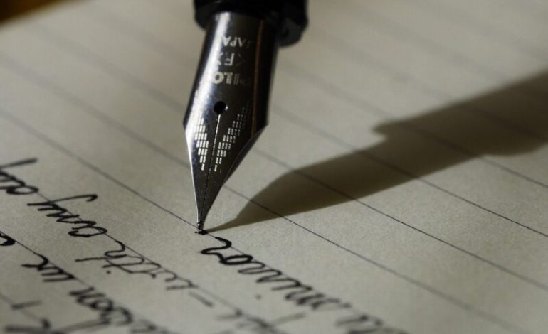 Scuole, c’è il nuovo bando del premio letterario “Fuori e dentro di me”