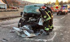 Incidente sul raccordo: uomo in gravi condizioni