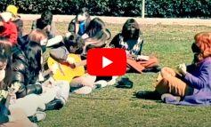 "Give Peace a Chance", i ragazzi di Mantignana intonano la canzone contro la guerra