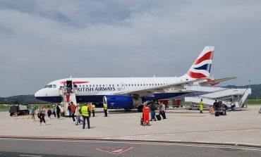 Trasporti: atterrato a Perugia il primo volo della British Airways